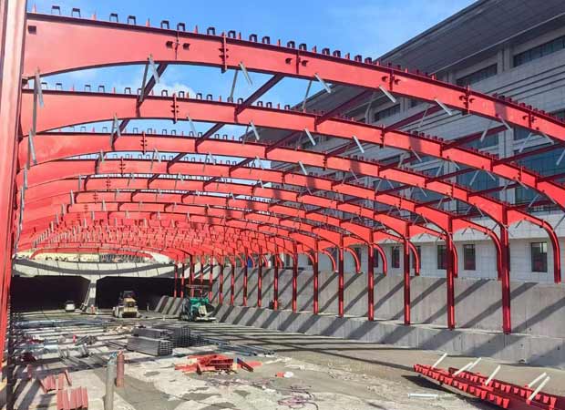 通遼鋼結(jié)構(gòu)橋梁搭建時(shí)一個(gè)復(fù)雜的過程
